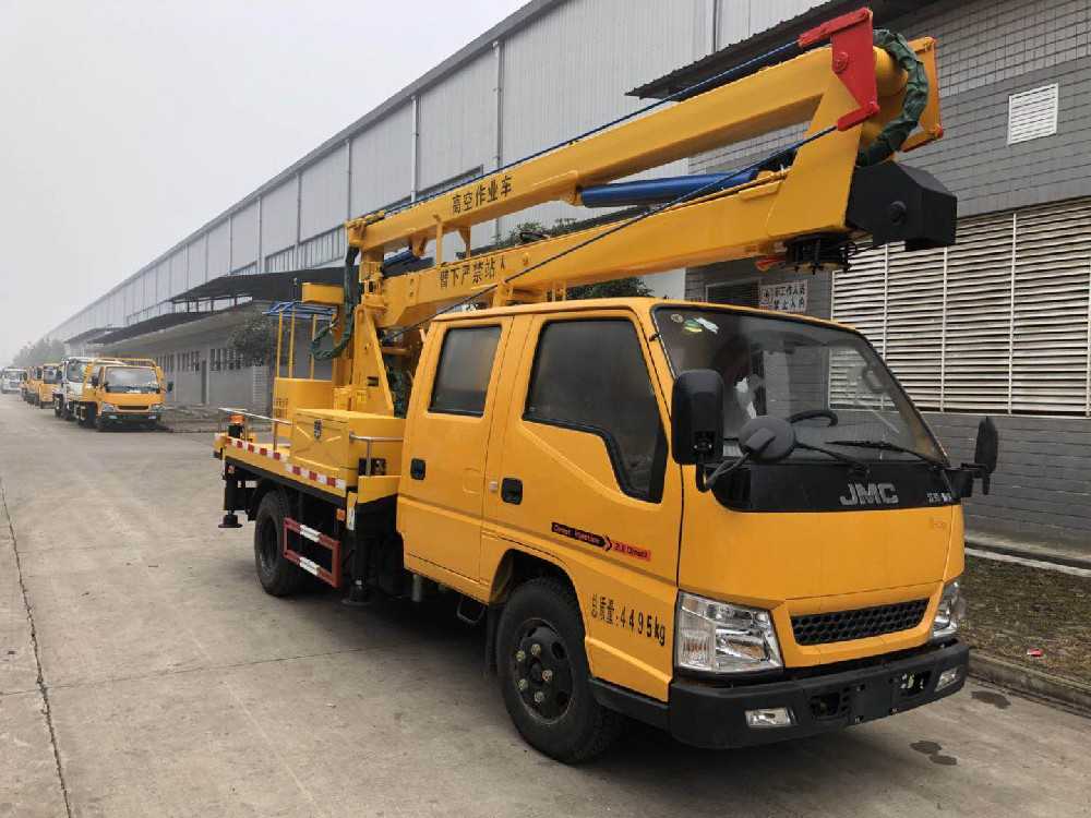 江鈴雙排12米高空作業(yè)車（藍牌）